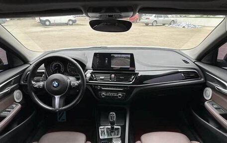 BMW 1 серия, 2022 год, 1 560 000 рублей, 10 фотография