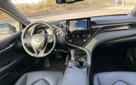 Toyota Camry, 2021 год, 4 200 000 рублей, 7 фотография