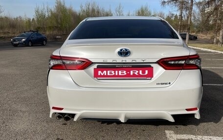 Toyota Camry, 2021 год, 4 200 000 рублей, 2 фотография