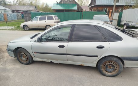 Renault Laguna II, 2000 год, 150 000 рублей, 4 фотография