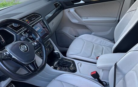 Volkswagen Tiguan II, 2019 год, 2 900 000 рублей, 7 фотография