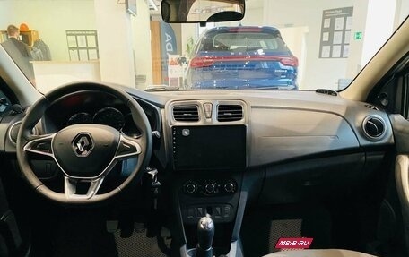 Renault Logan II, 2017 год, 669 000 рублей, 6 фотография