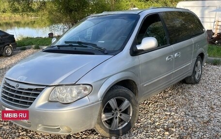 Chrysler Town & Country IV, 2002 год, 570 000 рублей, 2 фотография