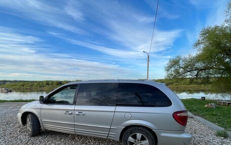 Chrysler Town & Country IV, 2002 год, 570 000 рублей, 5 фотография