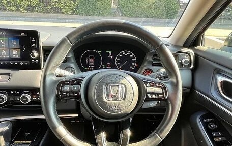 Honda Vezel, 2022 год, 1 325 000 рублей, 18 фотография