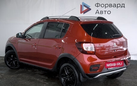 Renault Sandero II рестайлинг, 2017 год, 1 250 000 рублей, 2 фотография