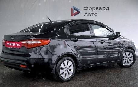 KIA Rio III рестайлинг, 2013 год, 900 000 рублей, 3 фотография