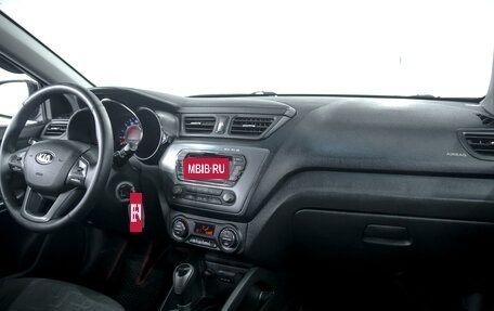 KIA Rio III рестайлинг, 2013 год, 900 000 рублей, 7 фотография