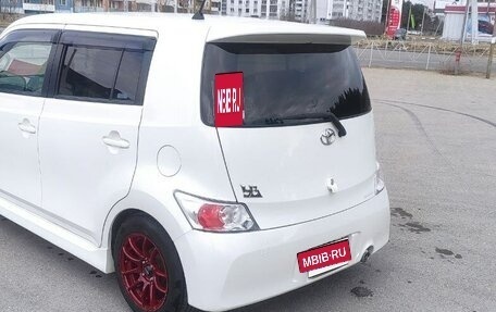 Toyota bB II рестайлинг, 2009 год, 1 200 000 рублей, 2 фотография