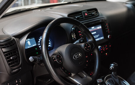 KIA Soul II рестайлинг, 2018 год, 1 600 000 рублей, 9 фотография