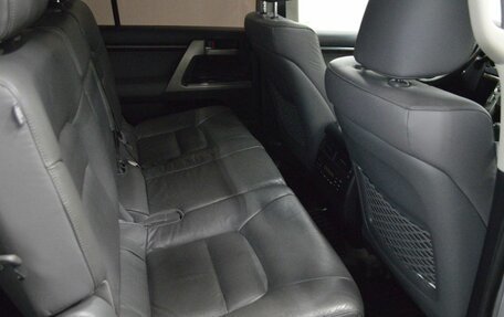 Toyota Land Cruiser 200, 2010 год, 3 800 000 рублей, 13 фотография