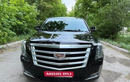 Cadillac Escalade IV, 2020 год, 7 500 000 рублей, 3 фотография