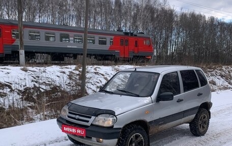 Chevrolet Niva I рестайлинг, 2004 год, 190 000 рублей, 3 фотография