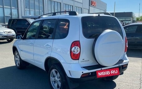 Chevrolet Niva I рестайлинг, 2018 год, 780 000 рублей, 5 фотография