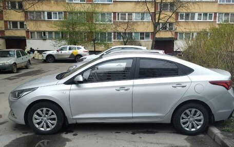 Hyundai Solaris II рестайлинг, 2019 год, 1 110 000 рублей, 7 фотография