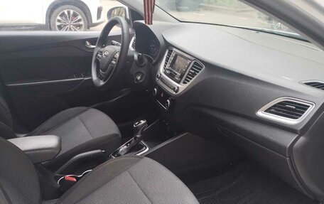 Hyundai Solaris II рестайлинг, 2019 год, 1 110 000 рублей, 10 фотография