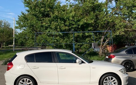 BMW 1 серия, 2010 год, 920 000 рублей, 6 фотография