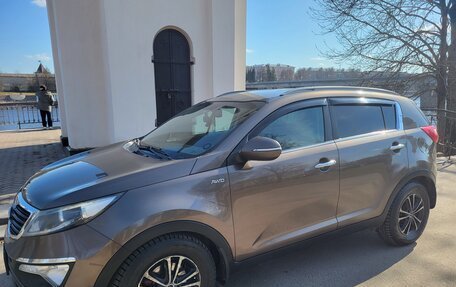KIA Sportage III, 2010 год, 1 020 000 рублей, 2 фотография
