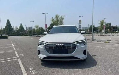 Audi e-tron I, 2020 год, 2 630 000 рублей, 1 фотография