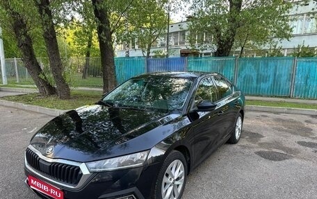 Skoda Octavia IV, 2021 год, 2 250 000 рублей, 1 фотография
