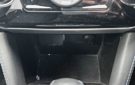 Subaru Levorg I, 2017 год, 985 000 рублей, 23 фотография