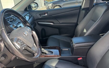 Toyota Camry, 2016 год, 2 370 000 рублей, 10 фотография