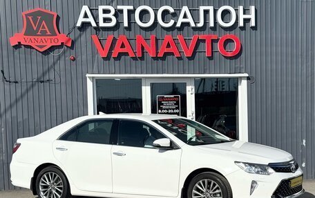 Toyota Camry, 2016 год, 2 370 000 рублей, 3 фотография