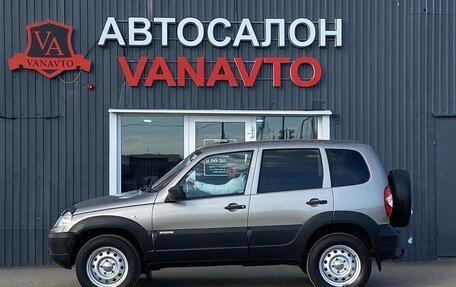 Chevrolet Niva I рестайлинг, 2017 год, 670 000 рублей, 8 фотография