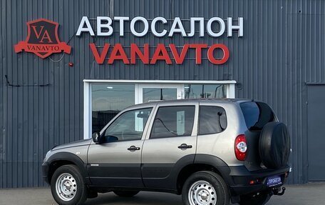 Chevrolet Niva I рестайлинг, 2017 год, 670 000 рублей, 7 фотография