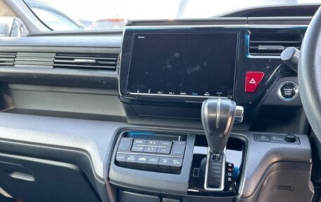 Honda Stepwgn IV, 2019 год, 2 750 000 рублей, 15 фотография