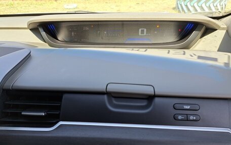 Honda Freed II, 2017 год, 1 400 000 рублей, 14 фотография
