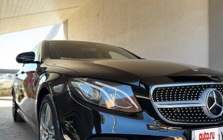Mercedes-Benz E-Класс, 2018 год, 3 300 000 рублей, 2 фотография