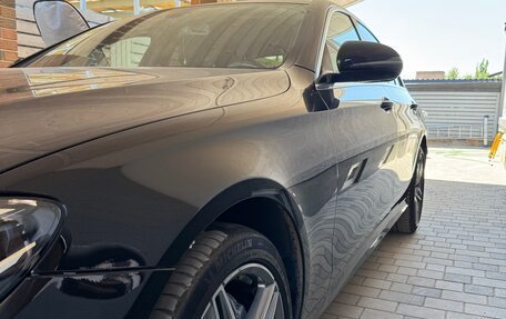 Mercedes-Benz E-Класс, 2018 год, 3 300 000 рублей, 4 фотография