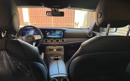 Mercedes-Benz E-Класс, 2018 год, 3 300 000 рублей, 18 фотография