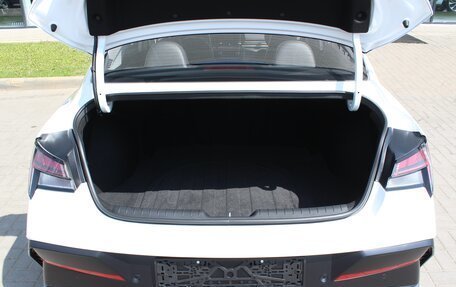 Hyundai Elantra, 2024 год, 2 649 000 рублей, 13 фотография