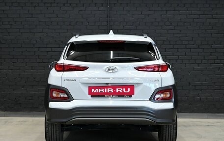 Hyundai Kona I, 2019 год, 2 545 000 рублей, 5 фотография