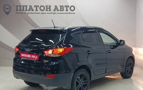 Hyundai ix35 I рестайлинг, 2011 год, 1 070 000 рублей, 2 фотография