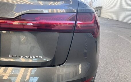 Audi e-tron Sportback I, 2022 год, 3 790 000 рублей, 8 фотография