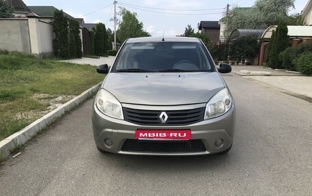Renault Sandero I, 2010 год, 550 000 рублей, 1 фотография