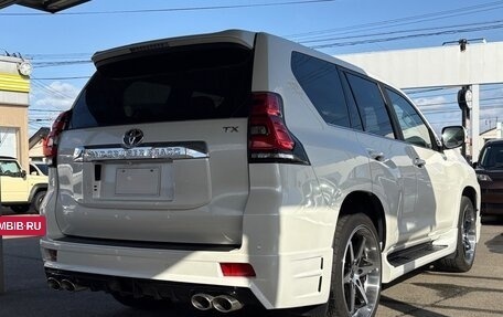 Toyota Land Cruiser Prado 150 рестайлинг 2, 2022 год, 3 656 000 рублей, 3 фотография