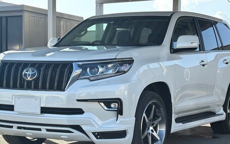Toyota Land Cruiser Prado 150 рестайлинг 2, 2022 год, 3 656 000 рублей, 7 фотография