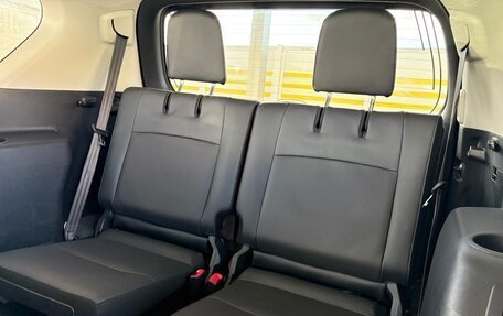 Toyota Land Cruiser Prado 150 рестайлинг 2, 2022 год, 3 656 000 рублей, 35 фотография