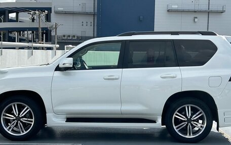 Toyota Land Cruiser Prado 150 рестайлинг 2, 2020 год, 3 280 000 рублей, 5 фотография