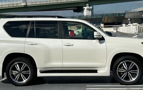 Toyota Land Cruiser Prado 150 рестайлинг 2, 2020 год, 3 280 000 рублей, 9 фотография
