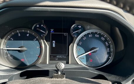 Toyota Land Cruiser Prado 150 рестайлинг 2, 2020 год, 3 280 000 рублей, 23 фотография