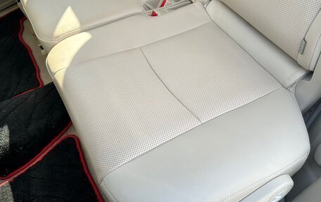 Toyota Land Cruiser Prado 150 рестайлинг 2, 2020 год, 3 280 000 рублей, 34 фотография