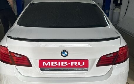 BMW 5 серия, 2014 год, 1 900 000 рублей, 3 фотография
