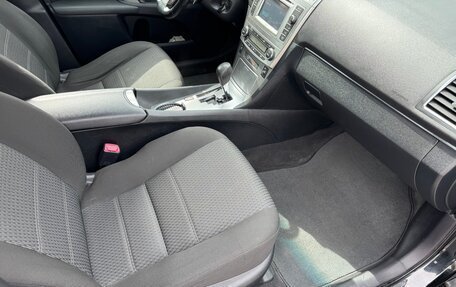 Toyota Avensis III рестайлинг, 2012 год, 1 490 000 рублей, 19 фотография
