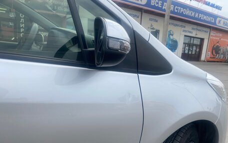 Toyota Vitz, 2019 год, 1 300 000 рублей, 5 фотография