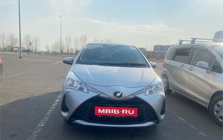 Toyota Vitz, 2019 год, 1 300 000 рублей, 2 фотография